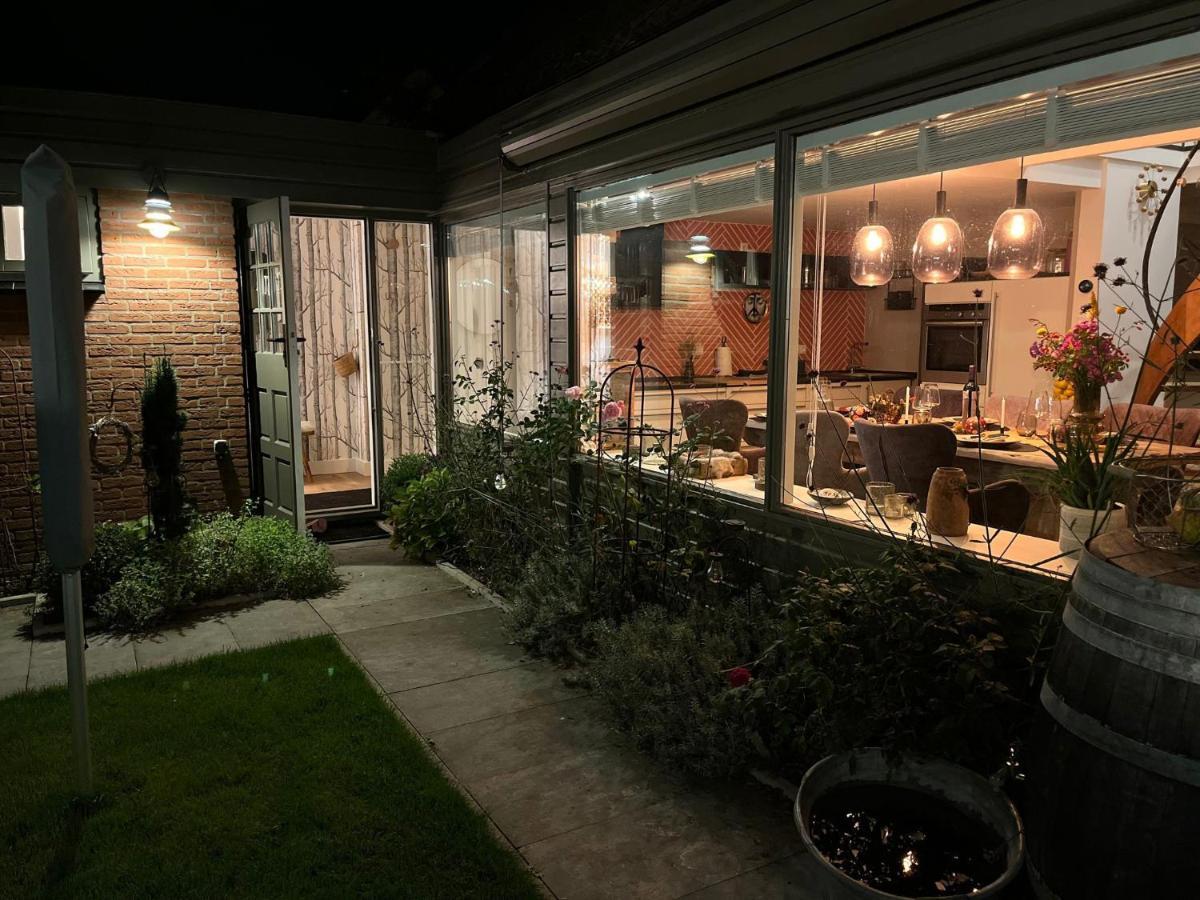 "Zonnekind" Atmospheric Holiday Home In Noordwijkerhout Near The Beach 外观 照片